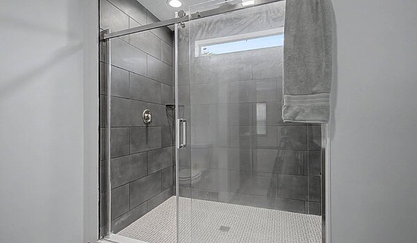 Landmark Series / Willowood 9L32764B (2LM1023-V) Bathroom 130022