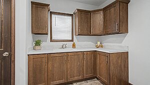 Landmark Series / Willowood 9L32764B (2LM1023-V) Interior 130025
