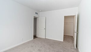 LandMark Ranch / Mulberry 2LM1018-V Bedroom 103843