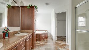 Aurora Classic Ranch / Savanna II Bathroom 24957