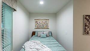 Landmark Singlewide / 1L1035-V Bedroom 93540