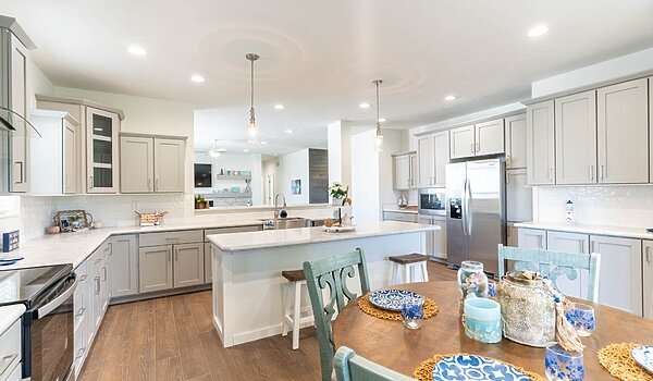 LandMark Ranch / Brookwood 2LM1063-V Kitchen 103901