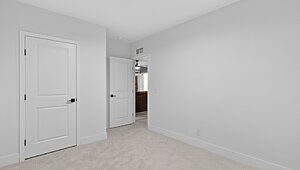 Landmark Series / Luxus 9L46684A Interior 123586