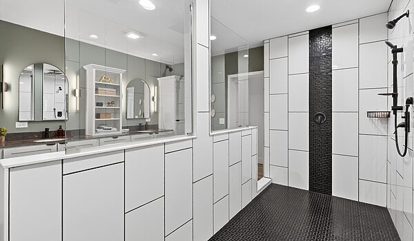 Landmark Series / Luxus 9L46684A Interior 123589