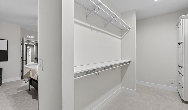 Landmark Series / Luxus 9L46684A Interior 123591