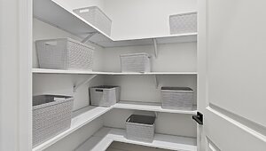 Landmark Series / Luxus 9L46684A Interior 123593