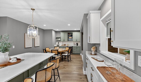 Landmark Series / Luxus 9L46684A Interior 123575