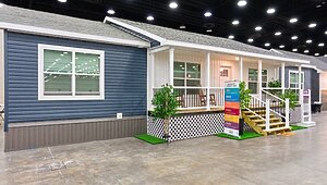 Landmark Essence / 21 32604B Exterior 125538