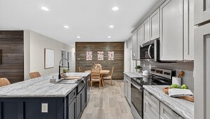 Landmark Essence / 21 32604B Interior 125527