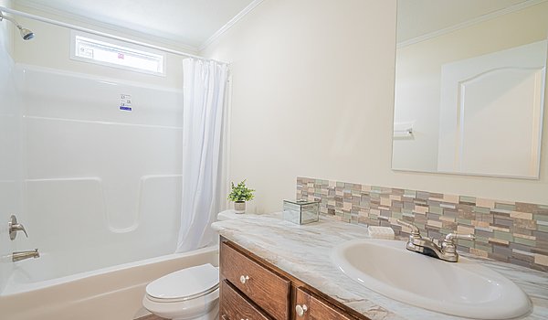 Crestpointe / H4684A Bathroom 64523