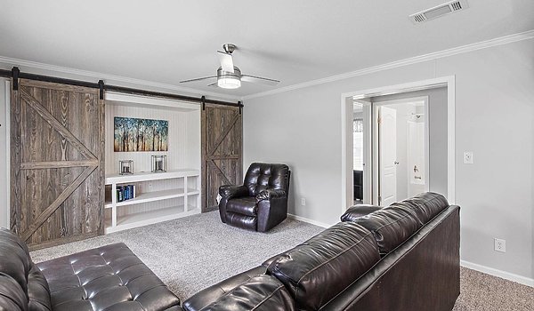 Riverview / 4603A Interior 61541