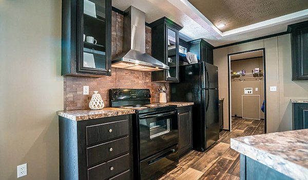 LH Waverly Crest / 28563C Kitchen 38245