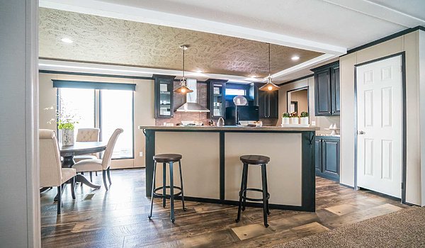 LH Waverly Crest / 28563C Kitchen 38249