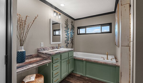 Prime / The Tyler PRI3270-2050 Bathroom 130805
