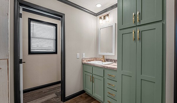 Prime / The Tyler PRI3270-2050 Bathroom 130807