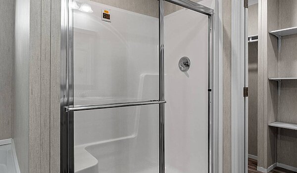 ARC / The Raizer ARC1680-8004 Bathroom 130825