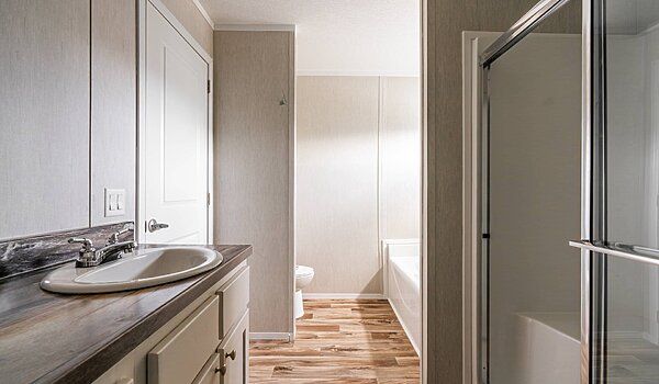 The ARC 8000 9000 / ARC1680-8016 Bathroom 118134