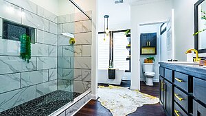 Prime / PRI3284-2010 with 9 foot Sidewalls & Hidden Pantry Bathroom 117884