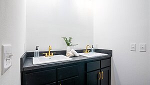 Prime / PRI3284-2010 with 9 foot Sidewalls & Hidden Pantry Bathroom 117888