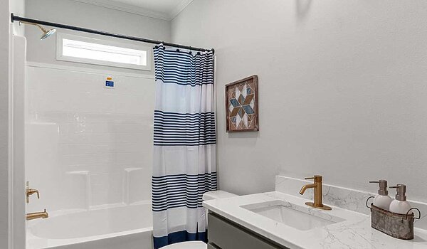 Prime / The Ellamae PRI3284-2074 Bathroom 130742