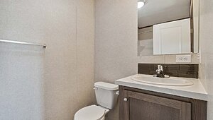 Aspire Singlewides / 1672H32184 Bathroom 146787