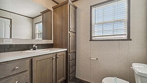 Aspire Singlewides / 1672H32184 Bathroom 146785