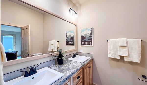 Premier / Beech Bathroom 101142