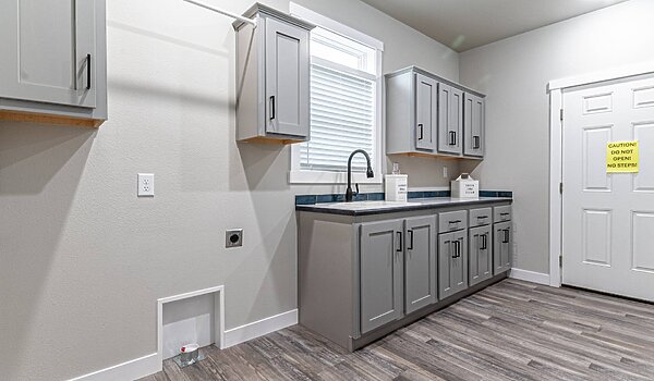 Premier / Hazel Bathroom 121226