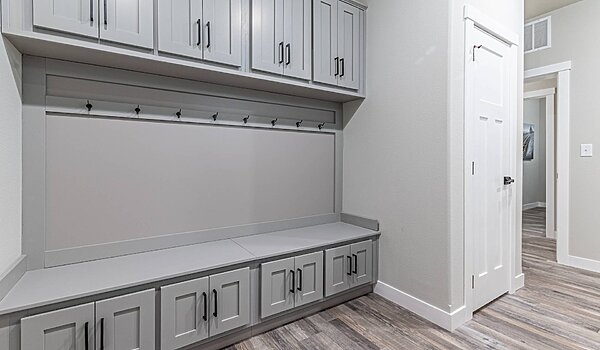 Premier / Hazel Bathroom 121227