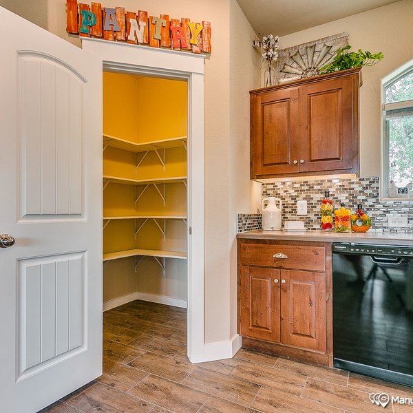 COMING SOON / Premier Hazel Kitchen 18741