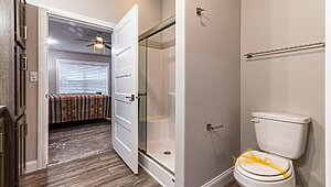 Premier / Maple Bathroom 121174