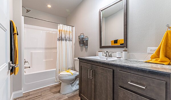 Premier / Maple Bathroom 121175