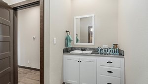 Premier / Hawthorne Bathroom 89470