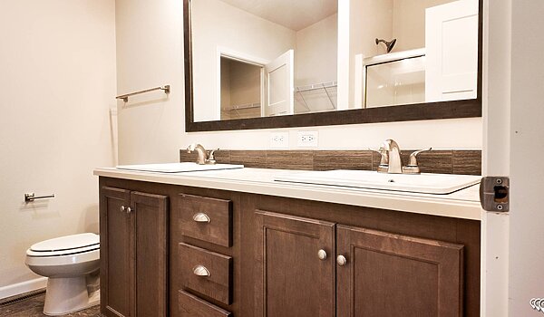 Premier-Residential Attached / Decatur Bathroom 126710