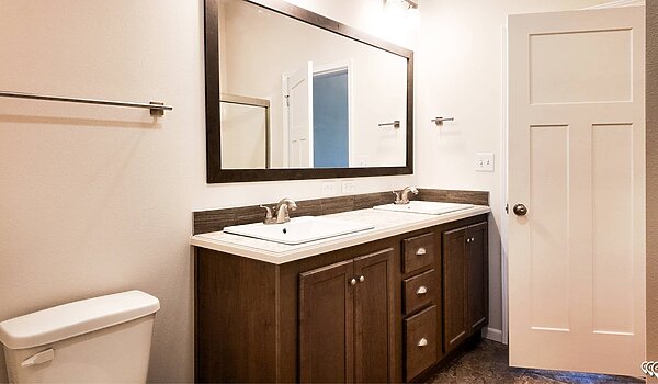 Premier-Residential Attached / Decatur Bathroom 126711