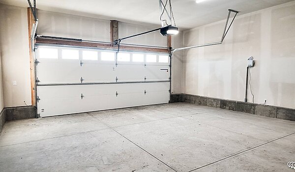 Premier-Residential Attached / Decatur Interior 126714