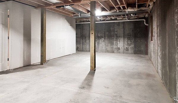 Premier-Residential Attached / Decatur Interior 126740