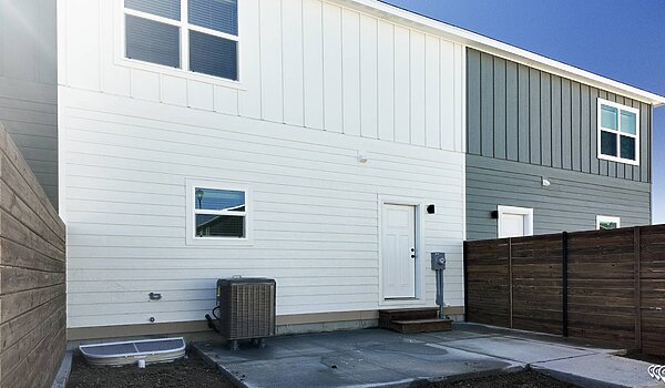 Premier-Residential Attached / Aberdeen Exterior 126810