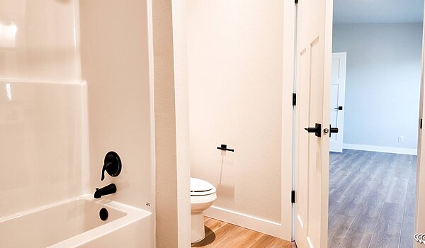 Premier-Residential Attached / Aberdeen Bathroom 126829