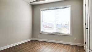 Premier-Residential Attached / Almont Interior 126755