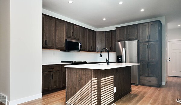 Premier-Residential Attached / Almont Interior 126746