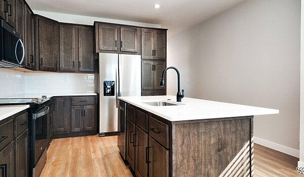 Premier-Residential Attached / Almont Interior 126747