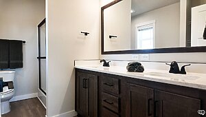 Premier-Residential Attached / Almont Bathroom 126781