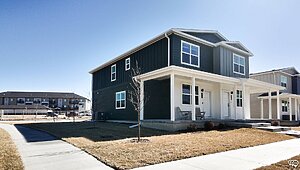 Premier-Residential Attached / Almont Exterior 126786