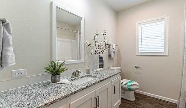 Premier Limited / 2772 Bathroom 117042