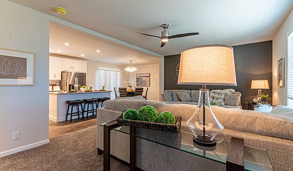 Premier Limited / 2772 Interior 117029