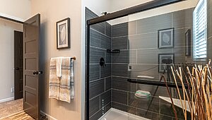 Premier Cottage / Chalet Bathroom 117061