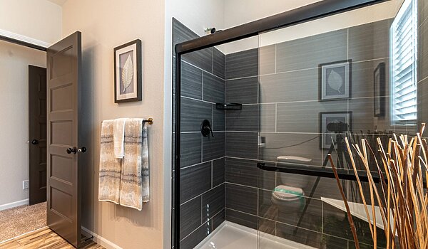 Premier Cottage / Chalet Bathroom 117061