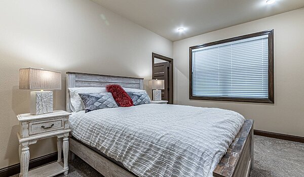 Premier / Chaney Interior 121196