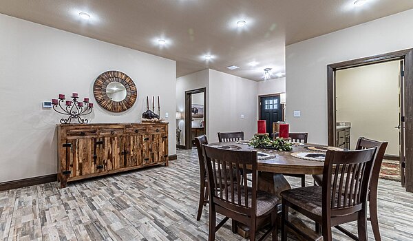 Premier / Chaney Interior 121193